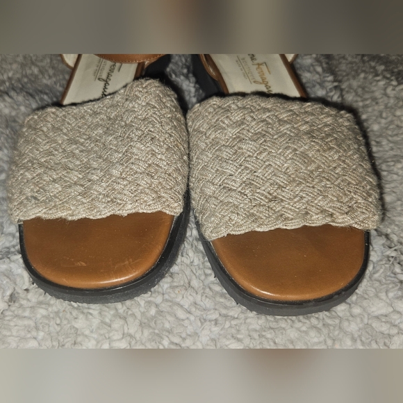 Salvatore Ferragamo Sandals Canvas Open Toe Flats Slingbacks sz 9 2A Narrow AA - Picture 4 of 11